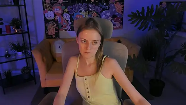 KiraMontoya online show from March 1, 2:02 pm