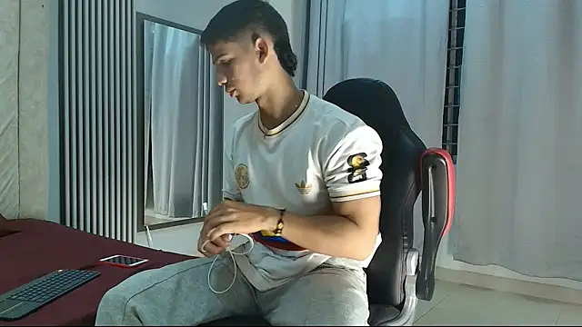 ANDRES STUD online show from September 29, 4:28 am