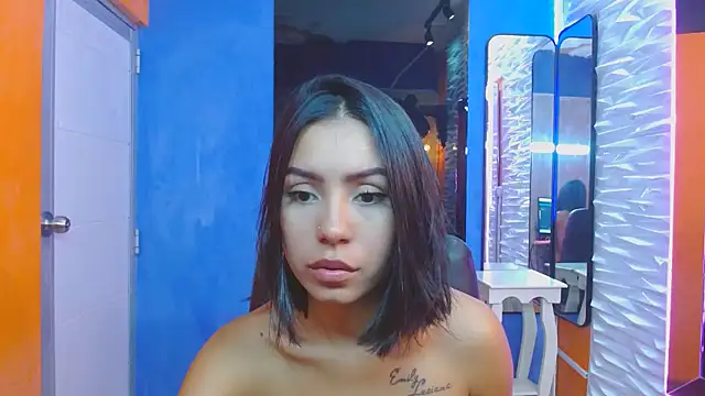 julieta fn online show from December 3, 1:42 pm