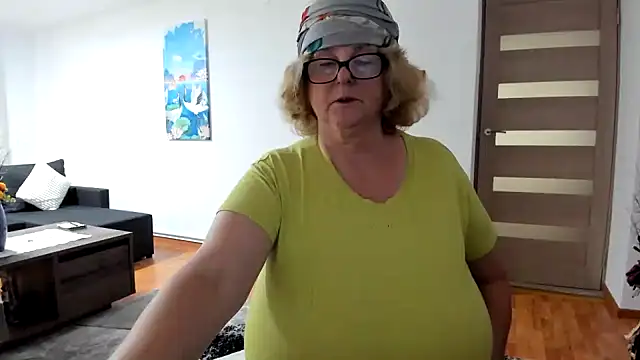 NoraJohnson6 online show from September 11, 6:02 am