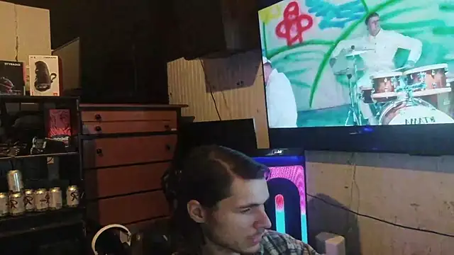 nuttyking2022 online show from February 7, 8:29 am