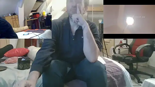 Snapshot of Mastersanges chatting on September 18, 8:00 pm Mastersanges online show from September 18, 8:00 pm