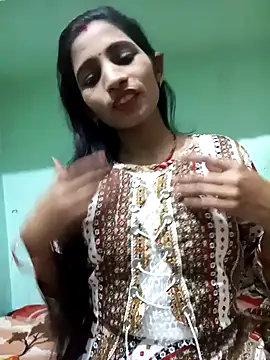 hotqueenrathor online show from February 5, 6:37 pm
