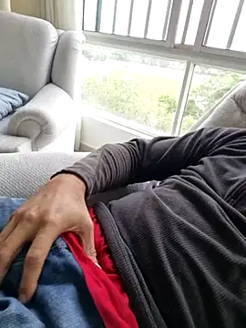 reyarturs13 online show from February 17, 5:10 pm