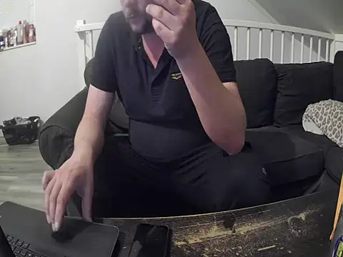 YourLoveBoyKevin online show from March 10, 10:26 pm