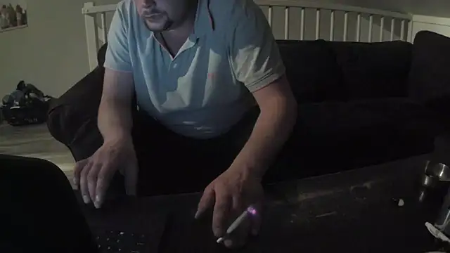 YourLoveBoyKevin online show from April 5, 11:46 pm