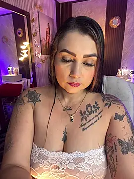Madissonlove 1 online show from July 18, 11:52 pm