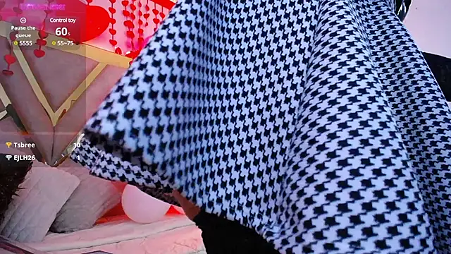 Cintiia Holmes online show from February 13, 2:52 pm