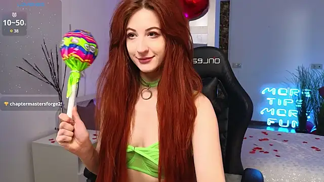 Snapshot of Katy_diamond_ chatting on February 13, 5:26 am Katy diamond online show from February 13, 5:26 am