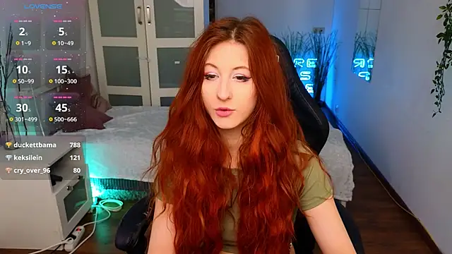 Snapshot of Katy_diamond_ chatting on February 27, 8:28 am Katy diamond online show from February 27, 8:28 am