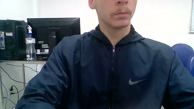 Snapshot of Novinho_pica_rosa chatting on October 17, 11:24 am Novinho pica rosa online show from October 17, 11:24 am