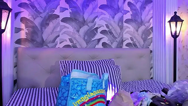 Sami Evanns online show from October 19, 3:18 am