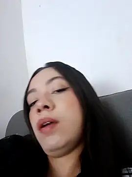 Sami Evanns online show from December 20, 2:40 am