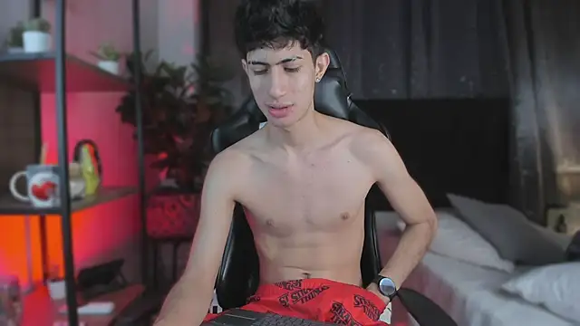 NovaaWheler online show from March 18, 12:19 pm