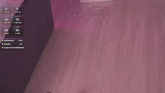 LilaRoses online show from February 20, 12:04 pm