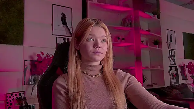 AdeleCartier online show from March 3, 3:30 am