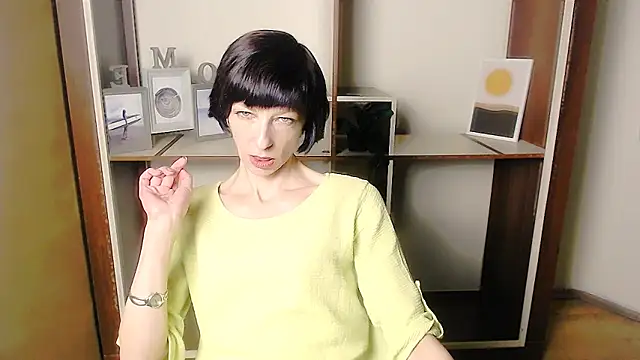  AngeliaFlow  online show from September 13, 6:24 am