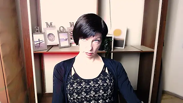  AngeliaFlow  online show from November 24, 7:41 am