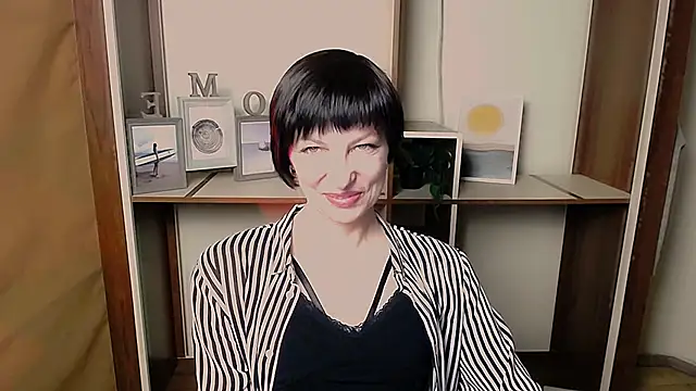  AngeliaFlow  online show from February 24, 8:12 am