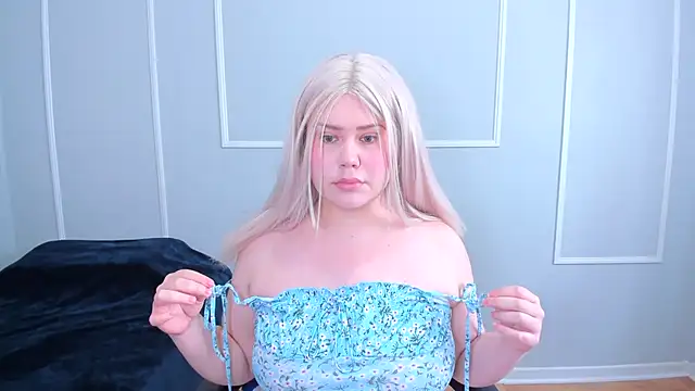 Snapshot of _leana_ chatting on November 11, 4:29 pm leana online show from November 11, 4:29 pm