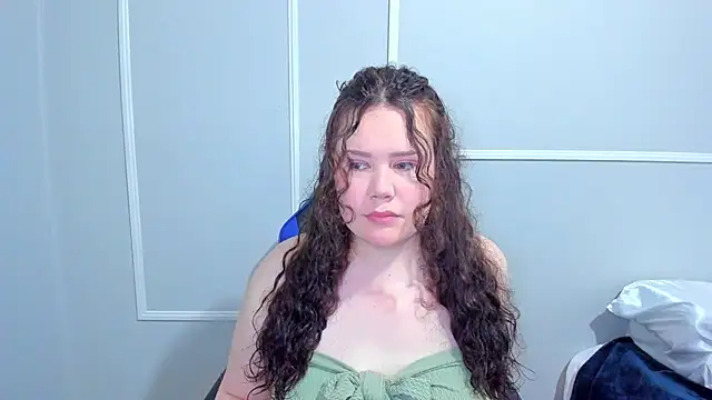  leana  online show from June 26, 5:39 pm