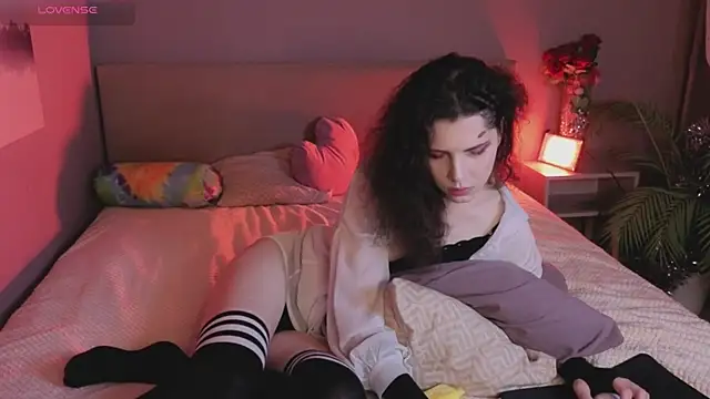 DamienLake online show from March 31, 8:42 pm