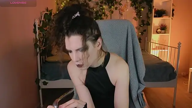 DamienLake online show from April 12, 9:31 pm