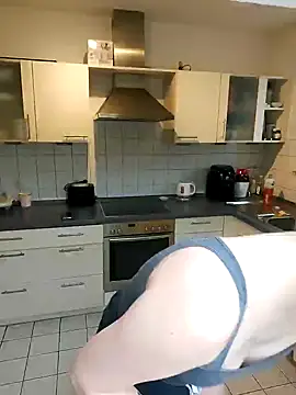 Gamergirl-Linela online show from March 10, 1:54 pm