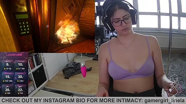 Gamergirl-Linela online show from October 21, 9:54 am