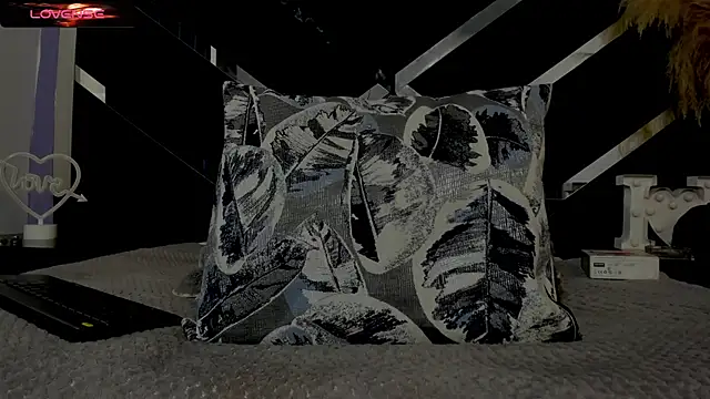 Noa Bonucci online show from March 13, 1:07 pm