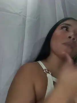 Snapshot of Sophia_Brunett chatting on February 2, 11:09 am Sophia Brunett online show from February 2, 11:09 am