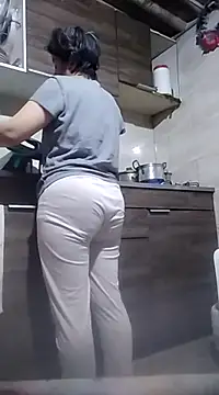 Saori Sann  online show from March 6, 10:09 am