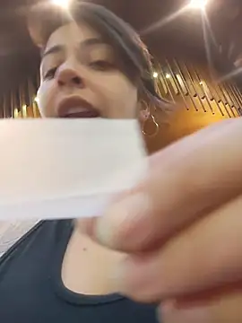 MaiPandora online show from December 2, 11:45 pm