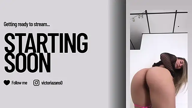 Vickyallien online show from March 17, 7:15 pm