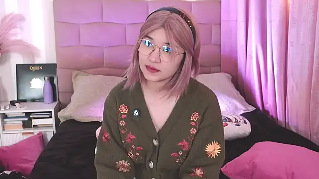 NataliaNovak online show from April 6, 4:19 pm