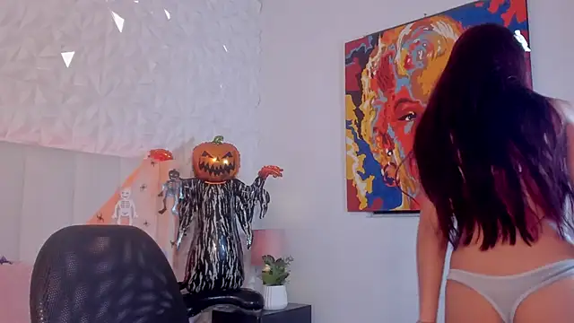 Mirandaa Rogers online show from October 26, 2:56 pm