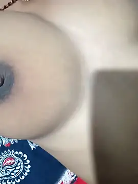 Snapshot of simrun70 chatting on September 19, 11:49 pm simrun70 online show from September 19, 11:49 pm