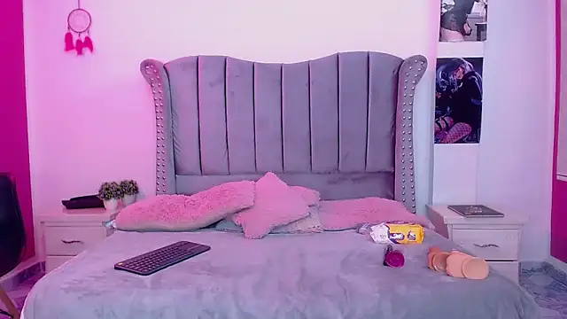 melody toy online show from September 10, 8:31 pm