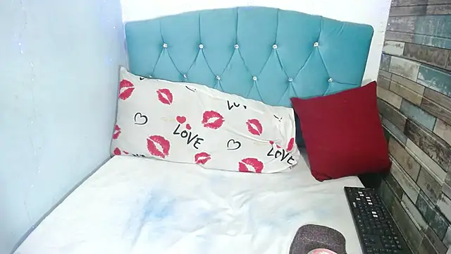 Tiana Ebony18 online show from March 10, 3:09 pm