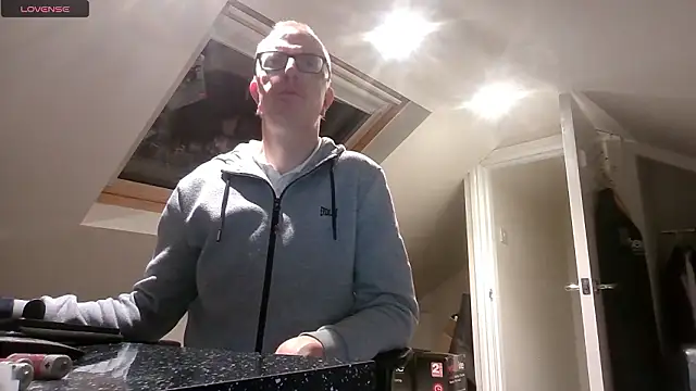 AdmiredThirty online show from January 17, 10:13 pm