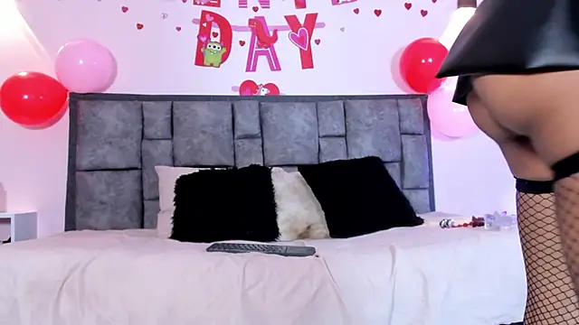 AdelaLust online show from February 11, 3:44 am