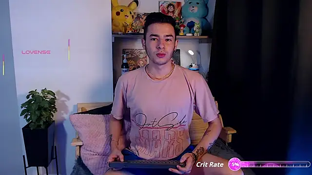 Snapshot of kyle_clint07 chatting on September 10, 6:19 pm kyle clint07 online show from September 10, 6:19 pm