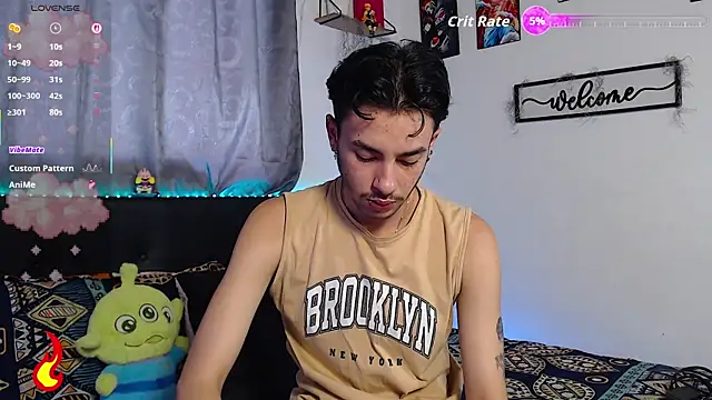 Snapshot of kyle_clint07 chatting on June 9, 8:53 pm kyle clint07 online show from June 9, 8:53 pm