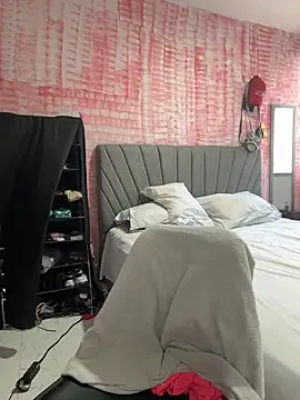 Tana latin online show from April 10, 1:49 pm