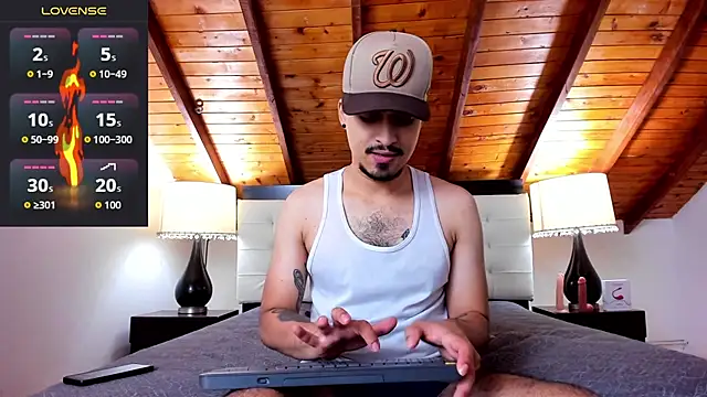 Sebastian Berne online show from December 2, 7:20 pm