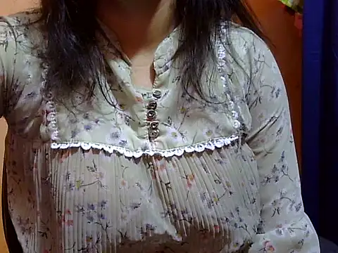 Your cutiepie  online show from February 20, 3:30 pm