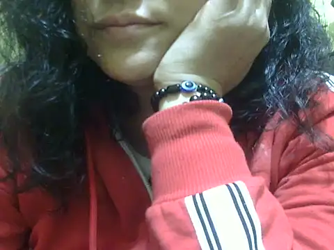 Snapshot of Your_cutiepie_ chatting on January 17, 7:28 pm Your cutiepie online show from January 17, 7:28 pm