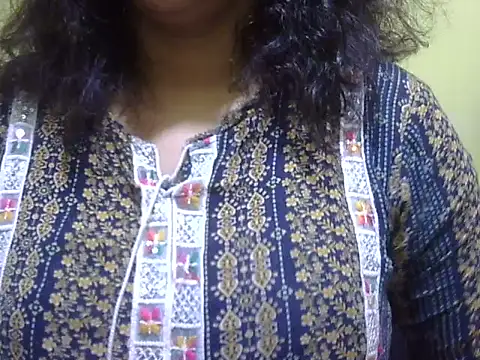 Snapshot of Your_cutiepie_ chatting on February 19, 4:58 pm Your cutiepie online show from February 19, 4:58 pm