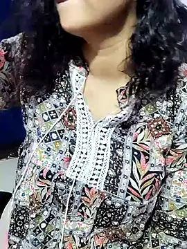 Snapshot of Your_cutiepie_ chatting on February 23, 3:26 am Your cutiepie online show from February 23, 3:26 am