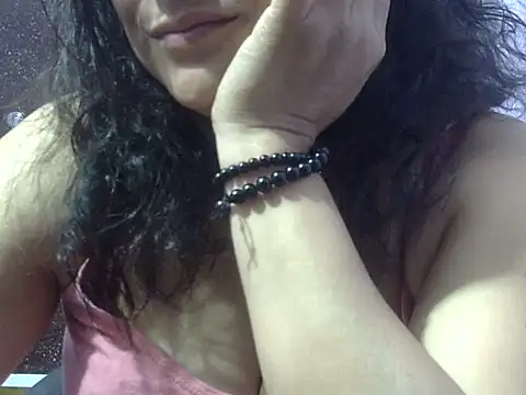 Snapshot of Your_cutiepie_ chatting on February 27, 8:14 am Your cutiepie online show from February 27, 8:14 am